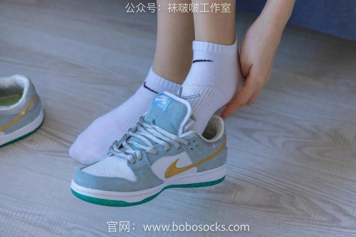 [BoBoSocks袜啵啵]NO.123 小甜豆-板鞋、白棉袜、肉丝 [140P]插图4